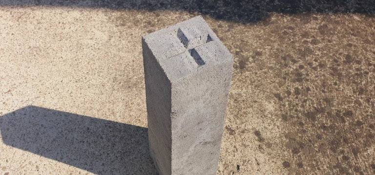 słupki z betonu